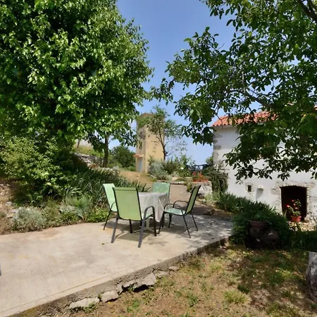 Ferienhaus House Nadija *